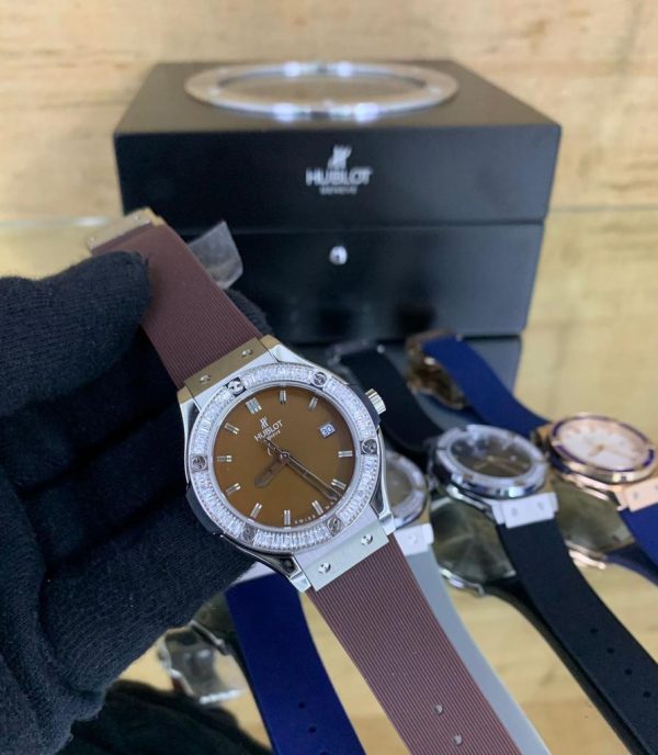 Hublot Classic Fusion Titanium Blue Diamonds - Image 9