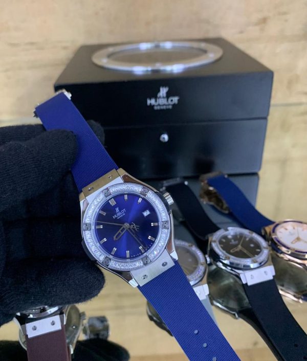 Hublot Classic Fusion Titanium Blue Diamonds - Image 8