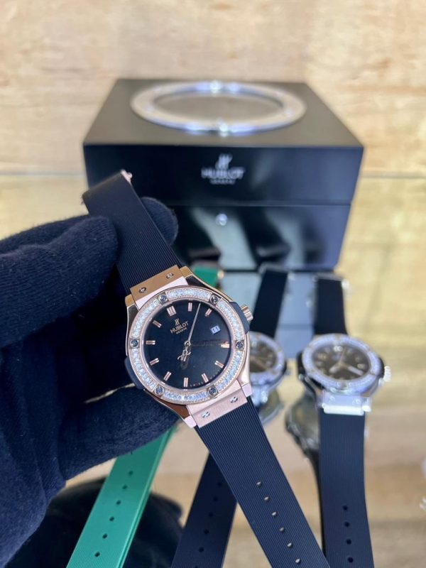 Hublot Classic Fusion Titanium Blue Diamonds - Image 6