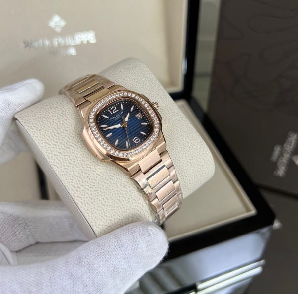 Patek Philippe Nautilus Lady Quartz - Image 3