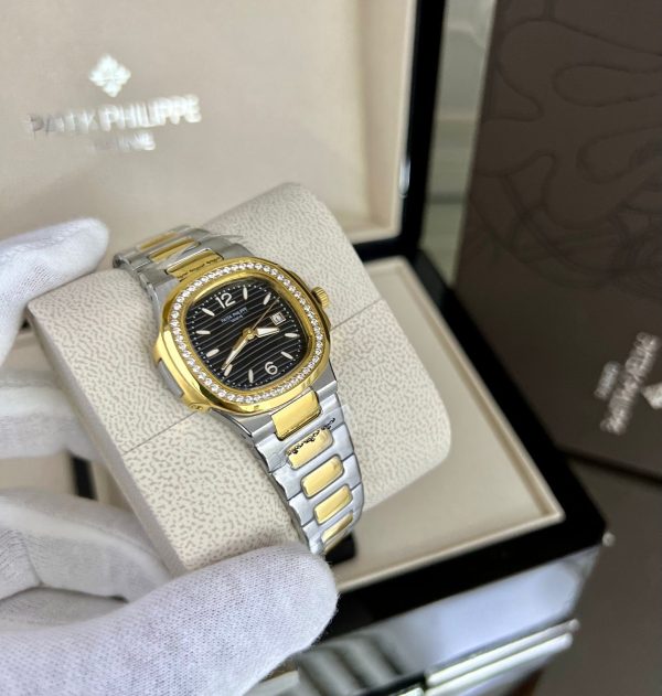 Patek Philippe Nautilus Lady Quartz - Image 6
