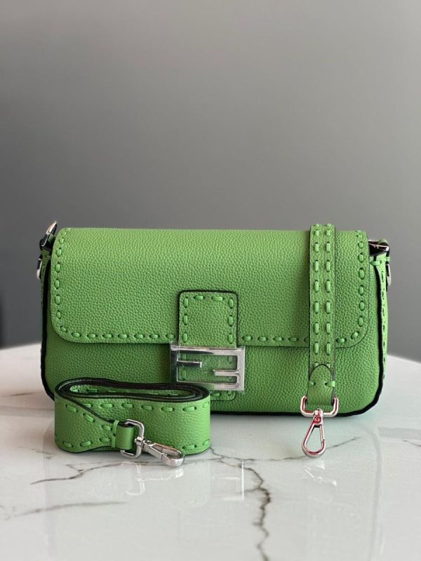 Fendi Logo Plaque Baguette Bag - Image 4