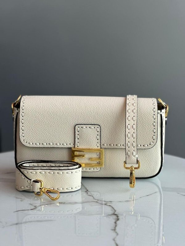Fendi Logo Plaque Baguette Bag