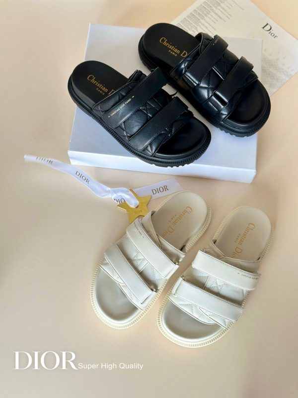 Christian Dior D-Wander Slides