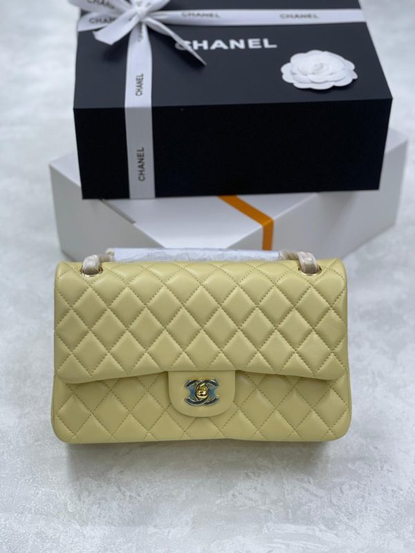 Chanel Jumbo Classic Double Flap Bag - Image 5