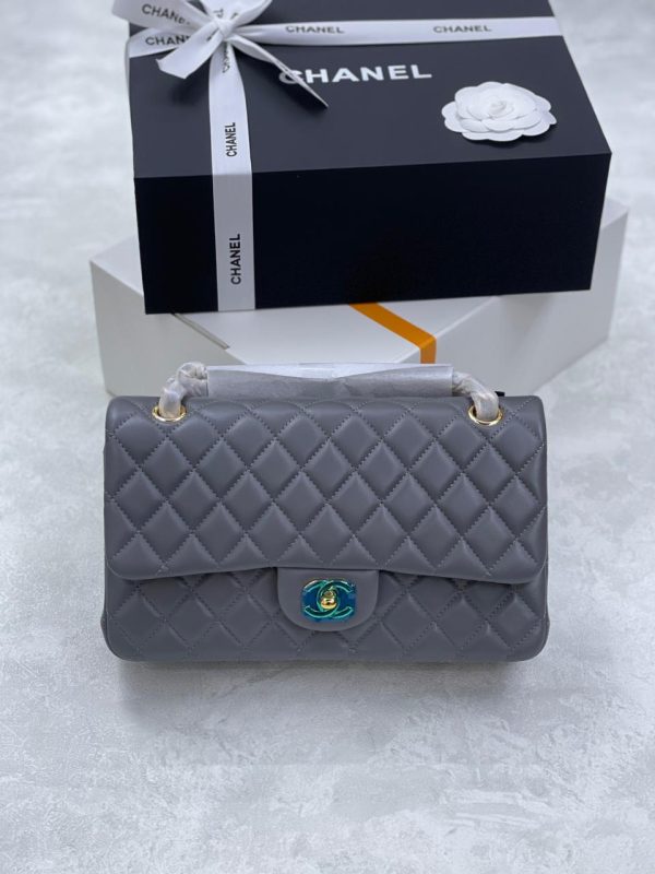 Chanel Jumbo Classic Double Flap Bag - Image 19