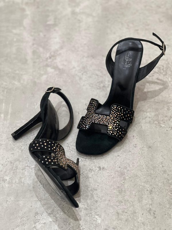 Hermes Silver Black Open Toe H Strap Pumps - Image 4