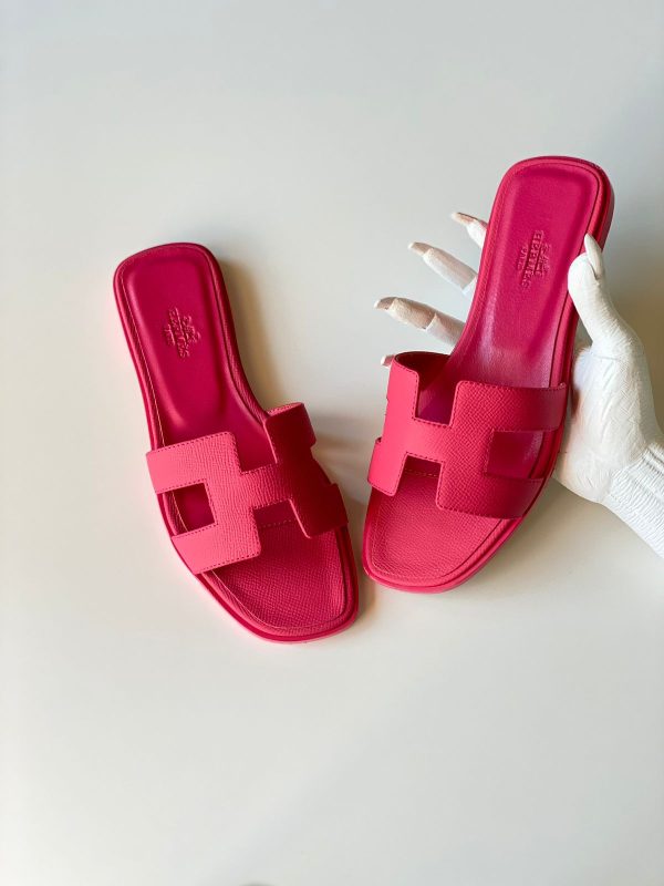 Hermes Oran Pink Leather Sandals - Image 2
