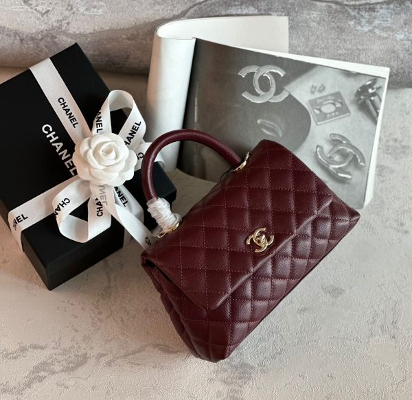 Chanel Coco Top Handle Medium - Image 5