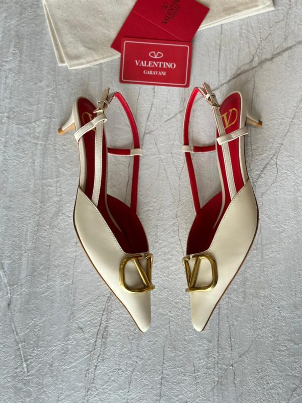 Valentino Garavani Leather Vlogo Slingback Pumps - Image 10