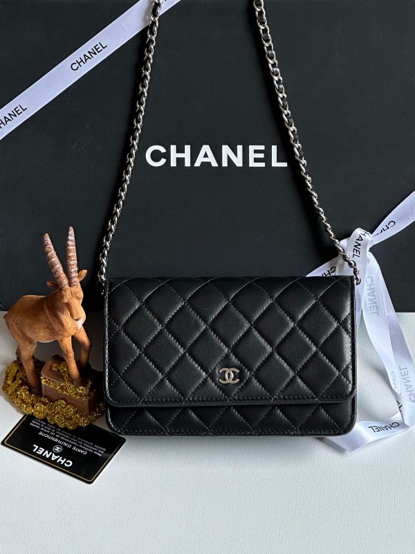 Chanel Classic CC Wallet On Chain - Image 2