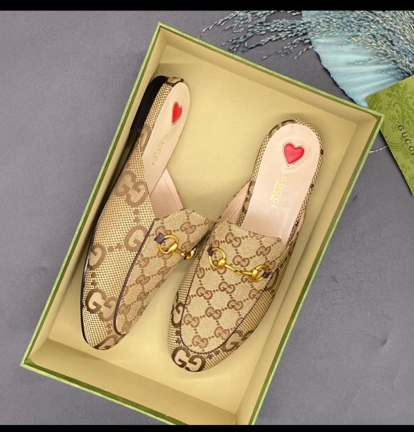 Gucci Jumbo GG Princetown Slippers - Image 2