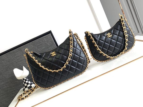Chanel Lambskin Quilted Chain Around Hobo Bag - Image 2