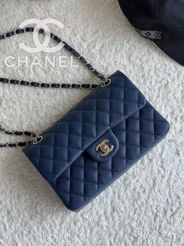 Chanel Classic Double Flap Bag - Image 3