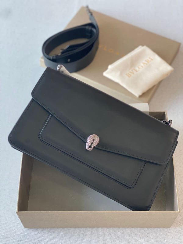 Bvlgari Serpenti East-West Maxi Chain Shoulder Bag - Image 4