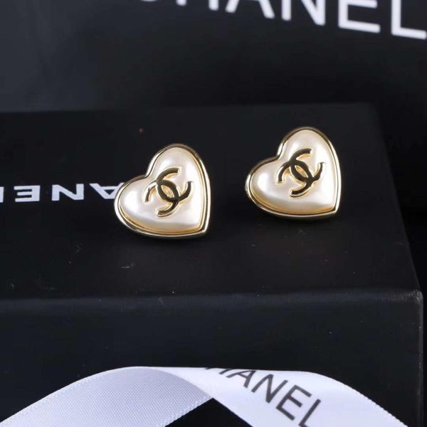 Chanel CC Faux Pearl Gold Tone Earrings - Image 6