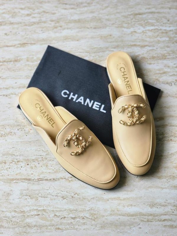 Chanel 20S CC Logo Mules