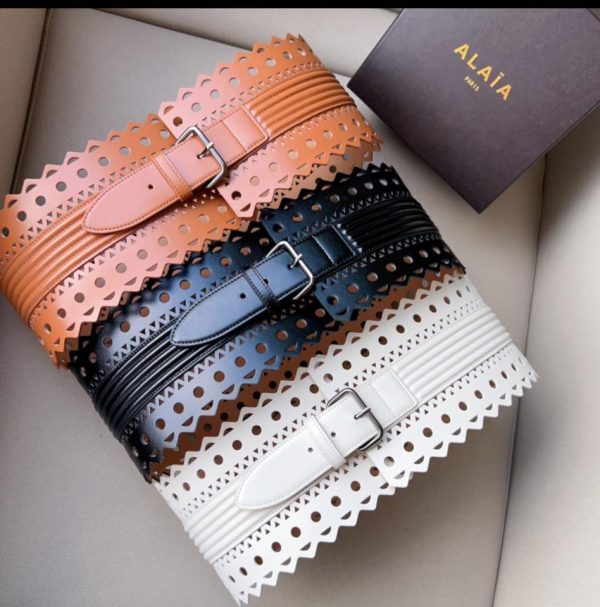 Alaia Reversible Leather Waist Belt - Image 2