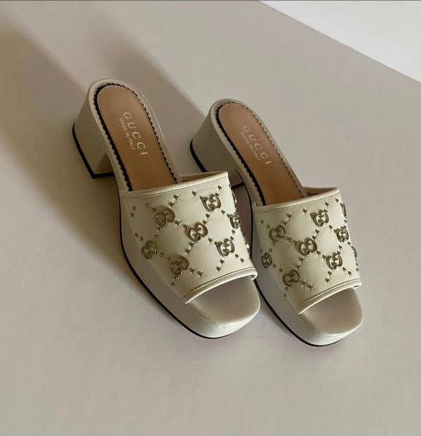 Gucci Logo Embellished Leather Platform Sandals