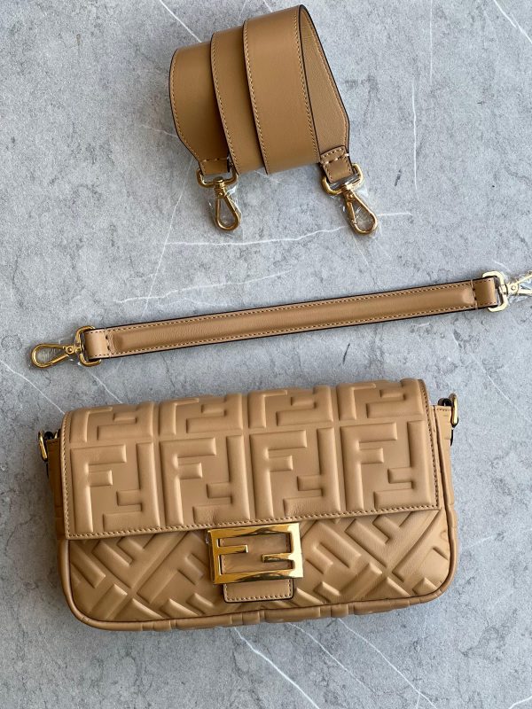 Exclusive Fendi Baguette FF Embroidery Bag - Image 8