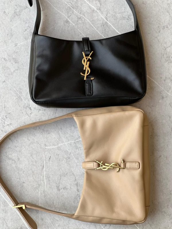 Yves Saint Laurent Le 5 A 7 Hobo Bag