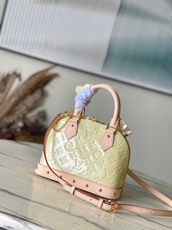 Louis Vuitton Alma BB Monogram Vernis Leather - Image 3