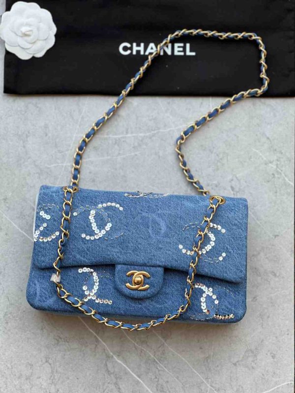 Chanel Denim Quilted CC Print Jumbo Single Flap Bag - Image 3