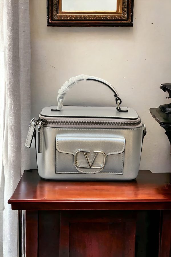 Valentino Garabani Top Handle Vanity Case - Image 3