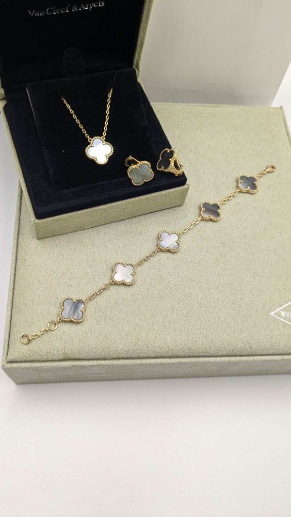 Van Cleef & Arpels Vintage Alhambra Bracelet - Image 5