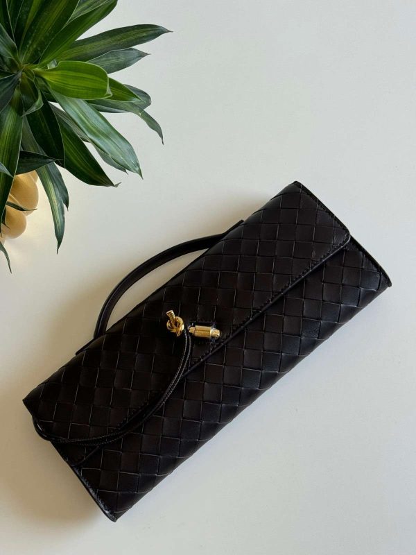 Bottega Veneta Andiamo Long leather clutch - Image 5