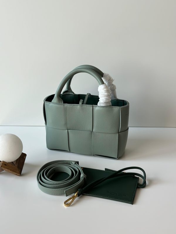 Bottega Veneta Arco Mini Bag - Image 5