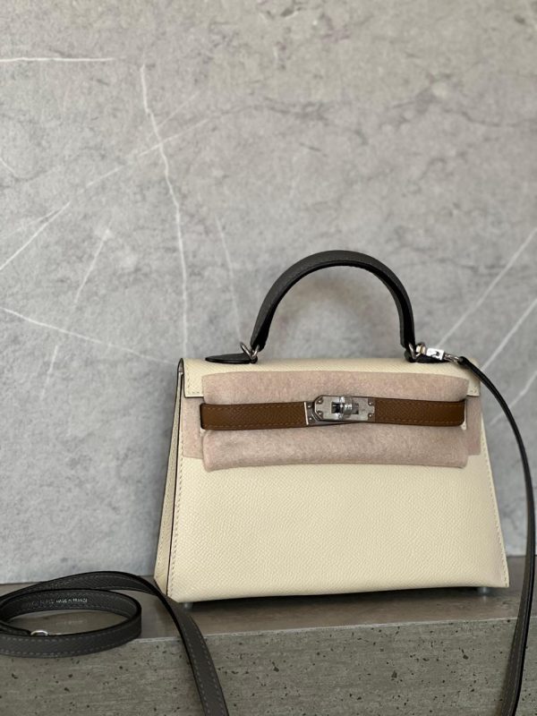 Hermes Mini Kelly 2OCm Special Edition - Image 16