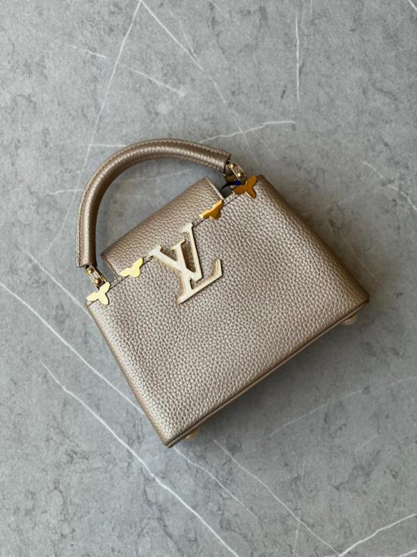 Louis Vuitton Capucines Smooth Calfskin - Image 2