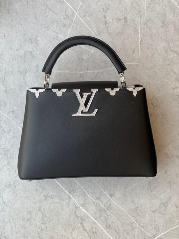 Louis Vuitton Capucines Smooth Calfskin - Image 4
