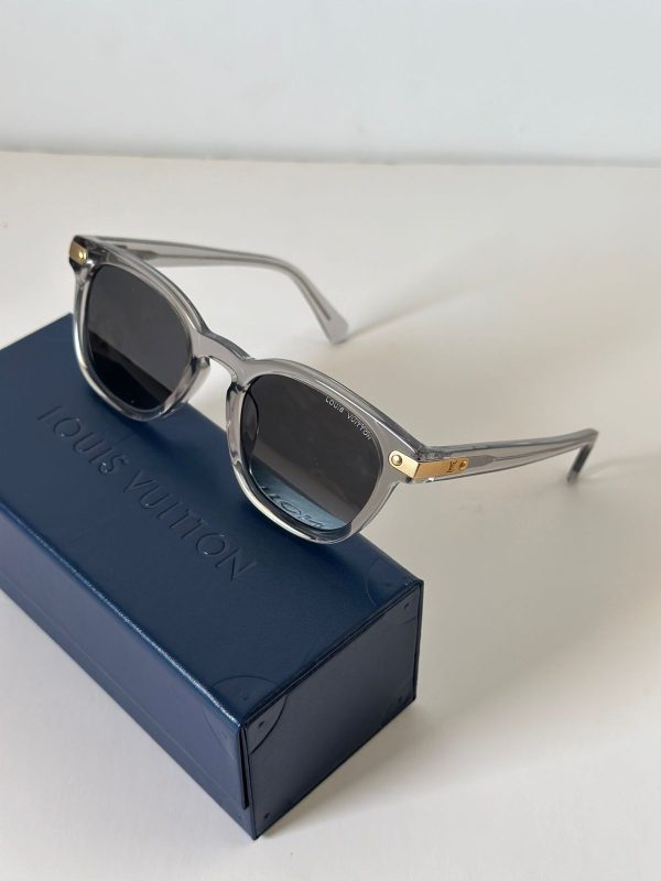 Iso LV Signature Square Round Sunglasses - Image 4