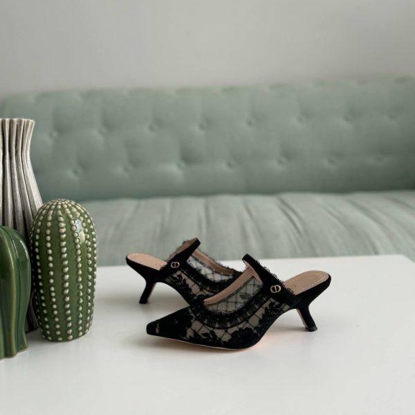 Dior Capture Mule Embroidered With Dior Roses Motif - Image 3