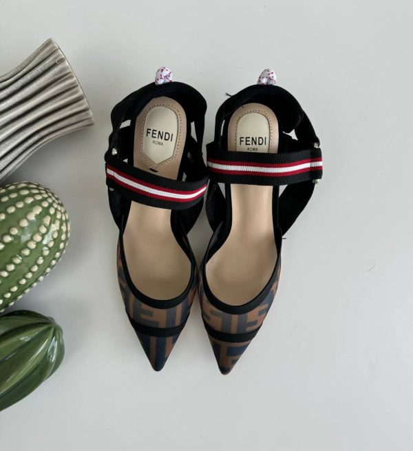Fendi pumps heels pointed-toe shoes - Image 2