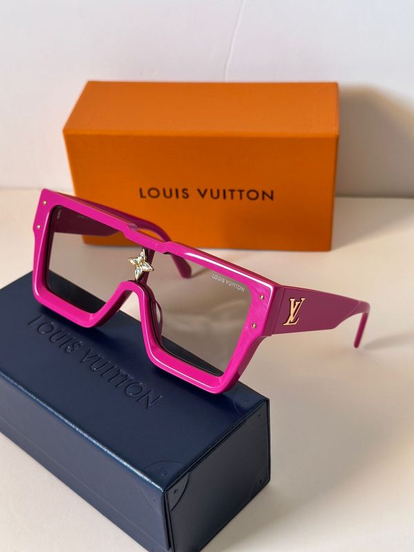 LV Cyclone Sunglasses Acetate With Crystals - Image 3