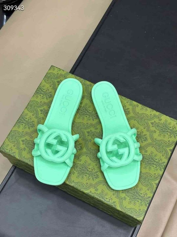 Designer Interlocking GG Gucci Rubber Sandals - Image 2