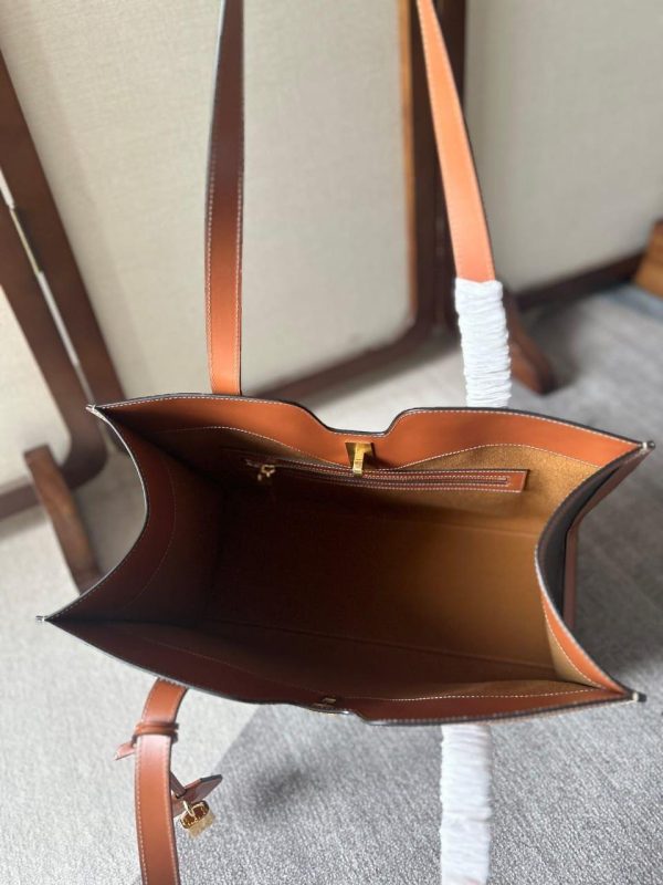 Celine Cabas 16 In Smooth Calfskin Leather Bag - Image 9