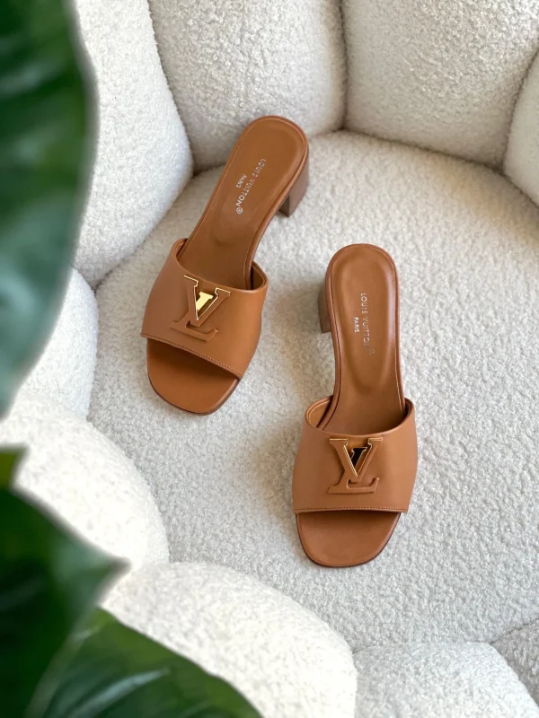 Women Louis Vuitton LV Capri Loafer - Image 6