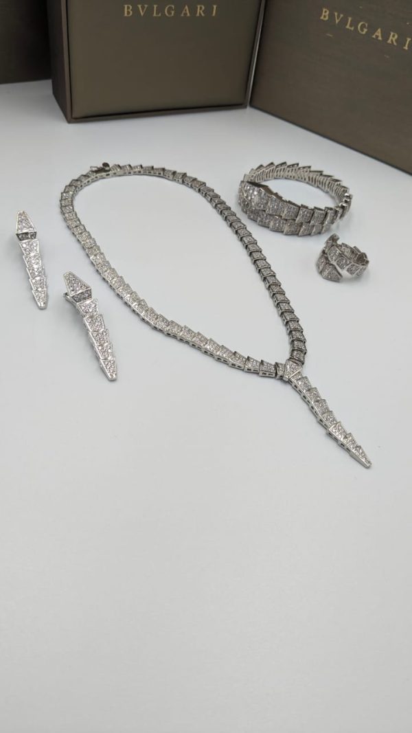 Bvlgari Serpenti Viper White Diamonds Necklace - Image 2