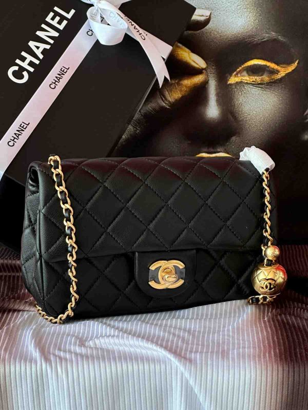 Chanel Pearl Crush Mini Rectangular Flap Bag - Image 5