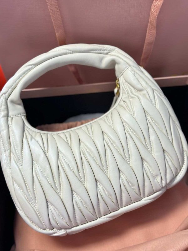 Miu Miu Wander Matelassé Hobo White Bag - Image 3