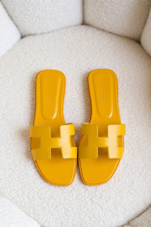 Hermes Oran Sandals Shiny Calfskin - Image 13