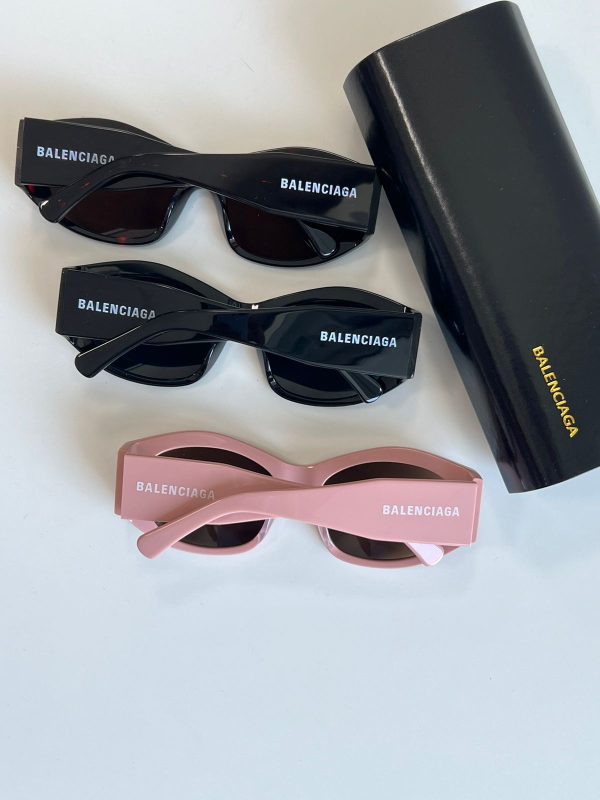 Balenciaga Sunglasses Women BB0329S