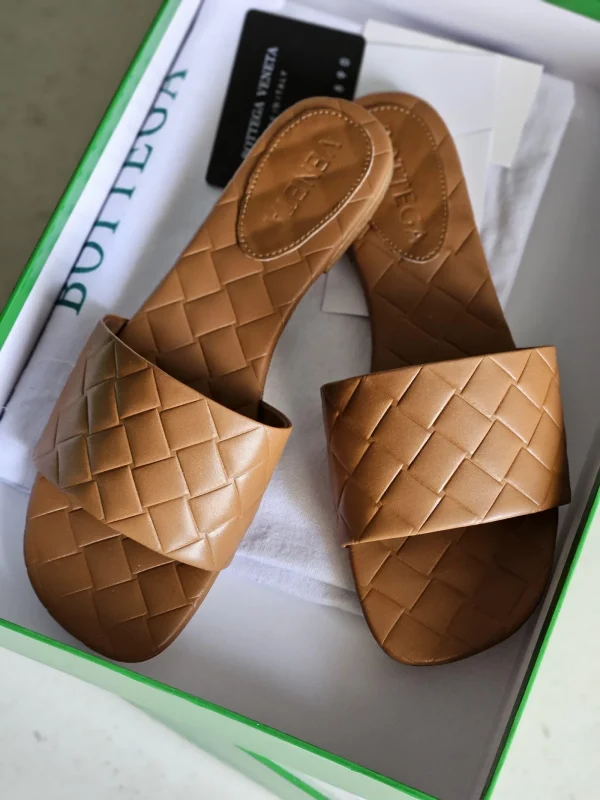 Bottega Veneta Amy Woven Leather Slippers - Image 4