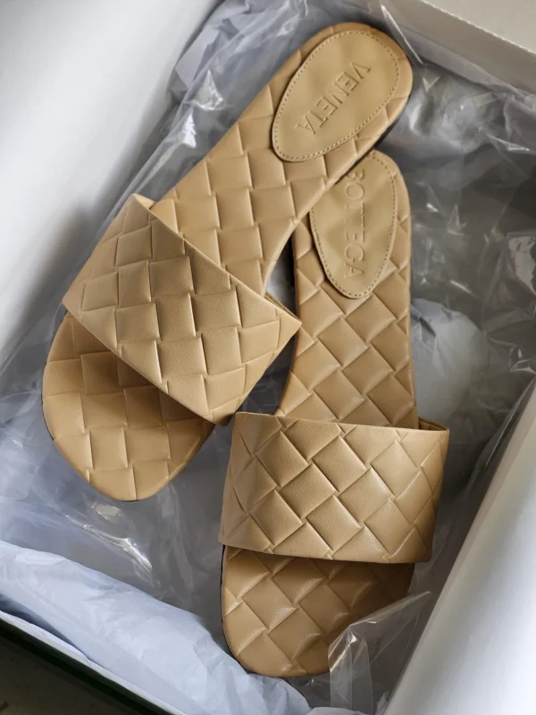 Bottega Veneta Amy Woven Leather Slippers