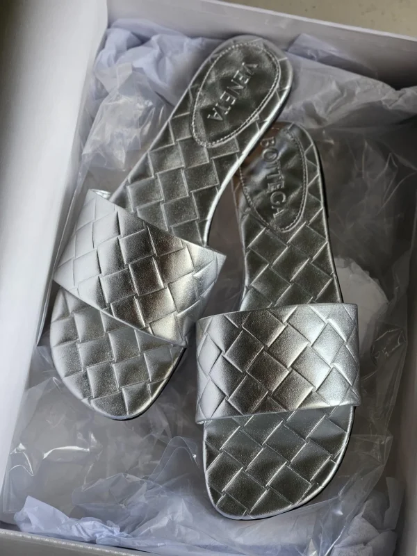 Bottega Veneta Amy Woven Leather Slippers - Image 2
