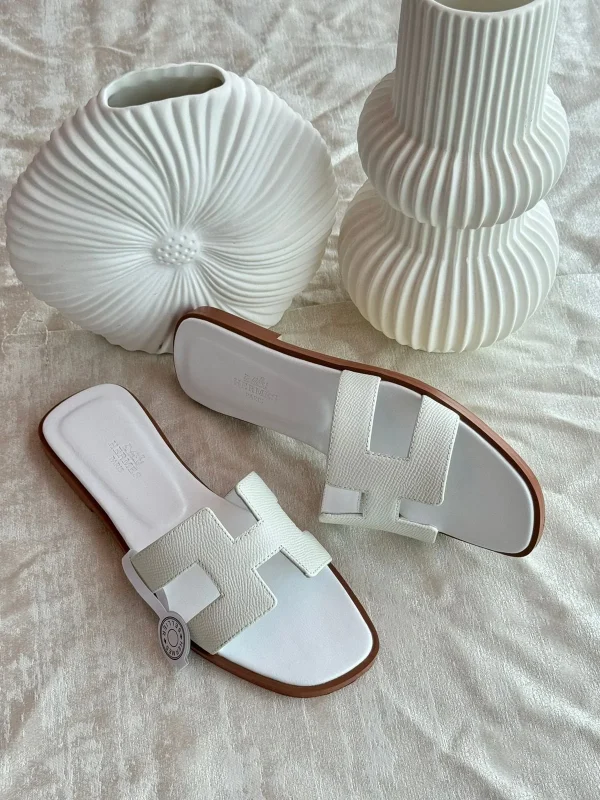 Hermes Oran Leather Sandals For Women - Image 3